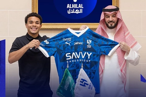 قادمًا من الدوري البرتغالي.. الهلال يعلن تعاقده مع كايو سيزار